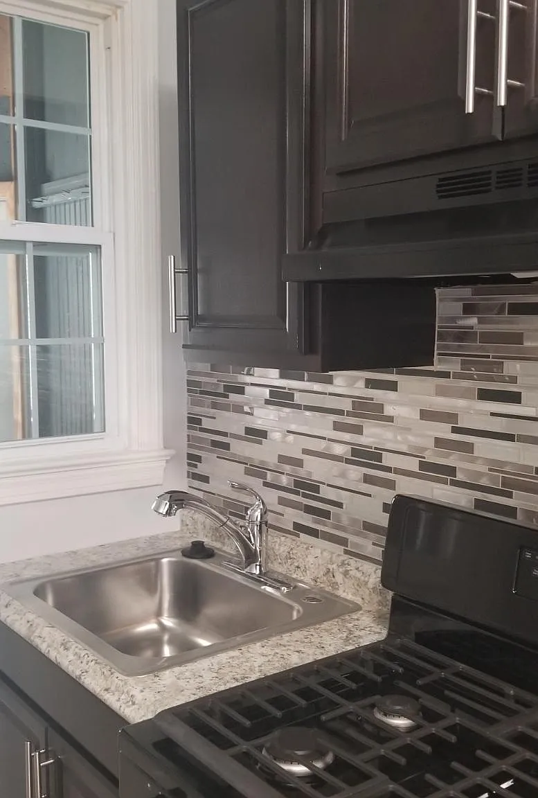 1 bed, 1.0 bath, $1,050 — Photo 1