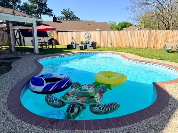 4926 Temple Bell Dr, Spring, TX 77388