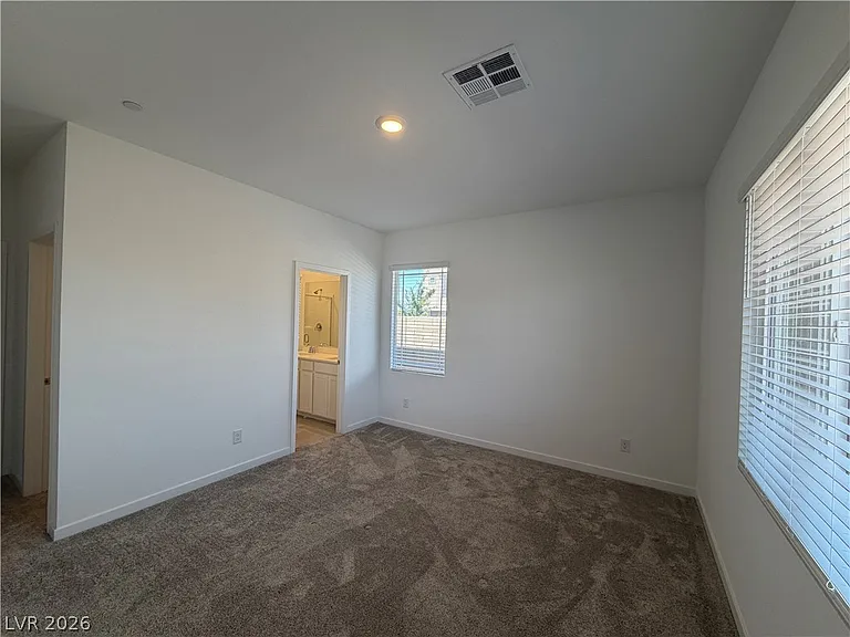 135 Chloe Chase Ave — Photo 11