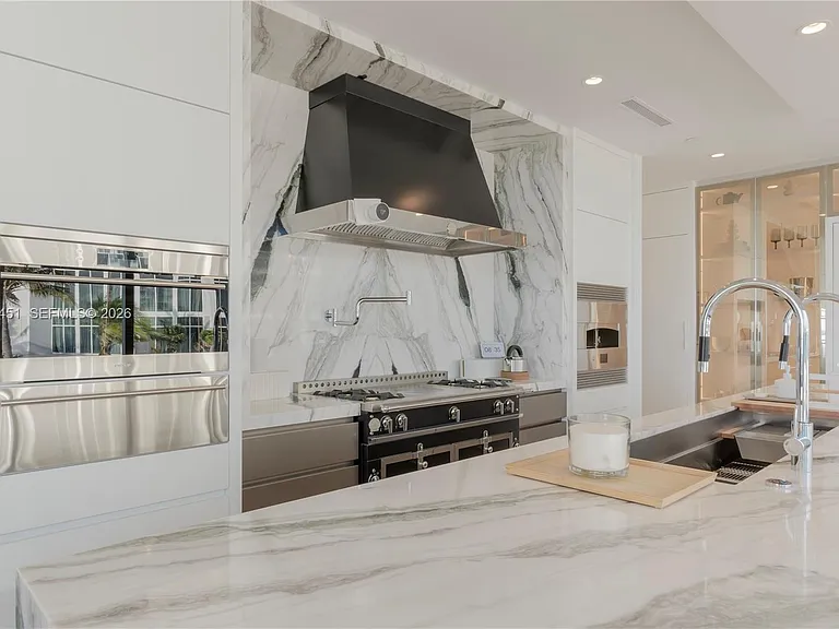 17975 Collins Ave #502 — Photo 10