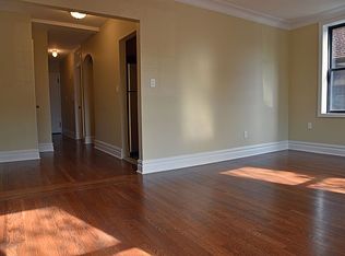 30-70 48th St #1F, Astoria, NY 11103