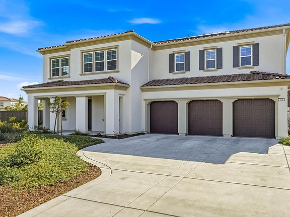 2nd image of 701 Golden Acorn Ct