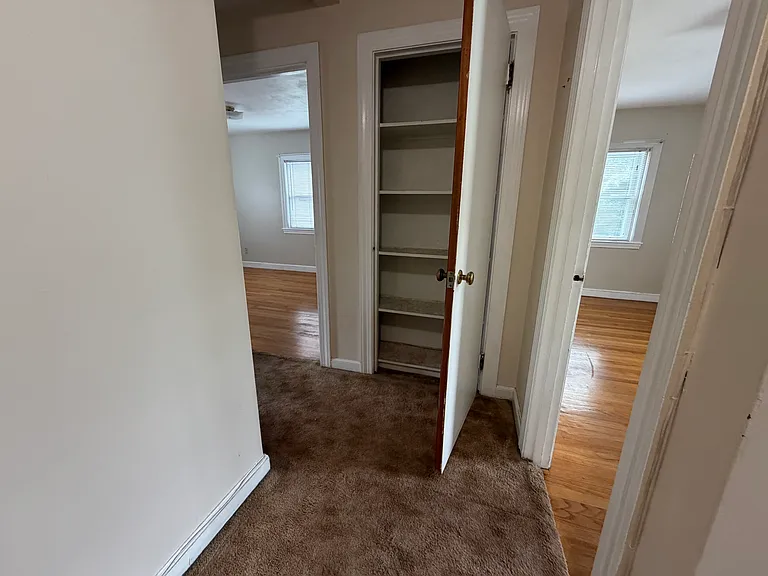 35 Rose Ave #35 — Photo 10
