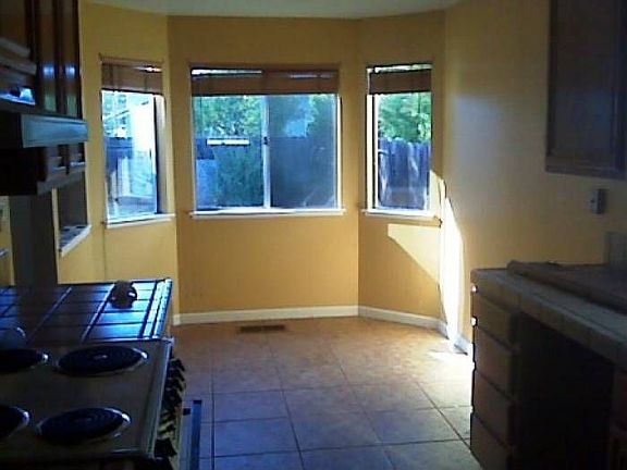 3rd image of 4944 Claremont Ct