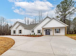 2102 Whitworth Rd, Cherryville, NC 28021