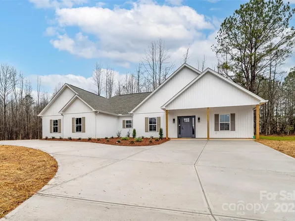 2102 Whitworth Rd, Cherryville, NC 28021