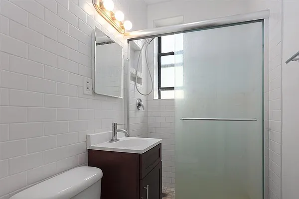 Rented by Trion Real Estate Management | media 33