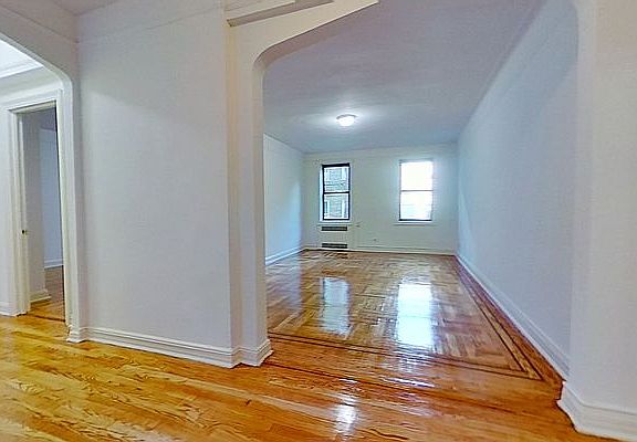 3rd image of 47-25 40th St #1G