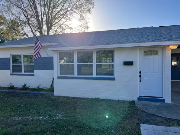 11002 N Oakleaf Ave, Tampa, FL 33612