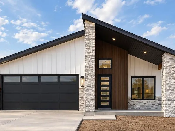 2201 Modern Ave, Carthage, MO 64836