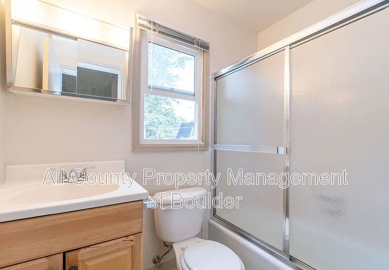 1817 Grove St #3 — Photo 11