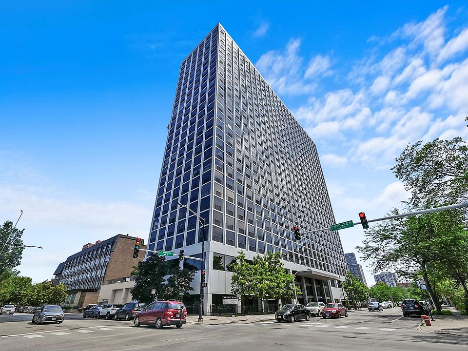 1st image of 4343 N Clarendon Ave APT 2507