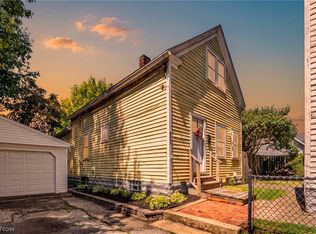 852 Starkweather Ave, Cleveland, OH 44113