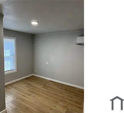 2409 S Williams St — Photo 6