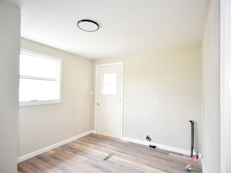 28370 State Route 739 — Photo 6