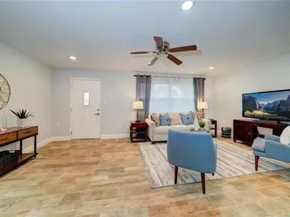 11128 102nd Ave, Seminole, FL 33778