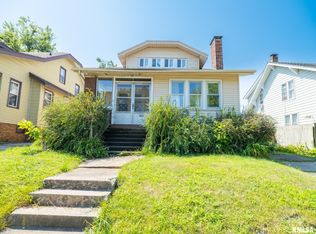 824 W Eleanor Pl, Peoria, IL