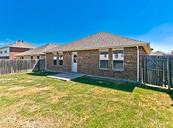 2nd image of 1407 Puerto Lago Dr