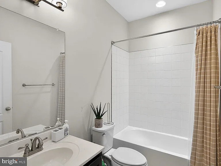10321 Vista Meadow Way — Photo 7