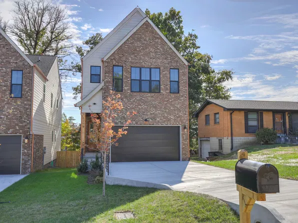 629B Claridge Dr, Nashville, TN 37214