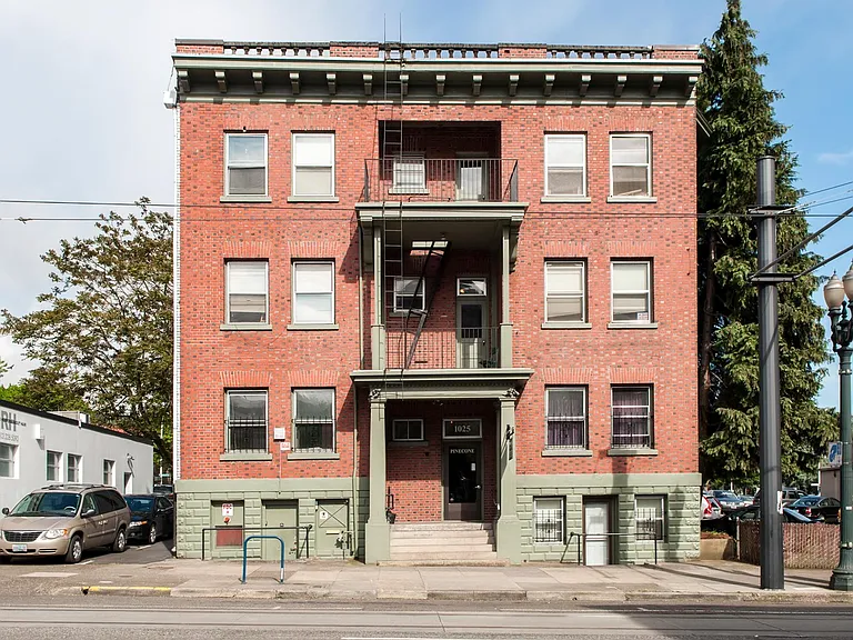 Pinecone Apartments — Photo 6