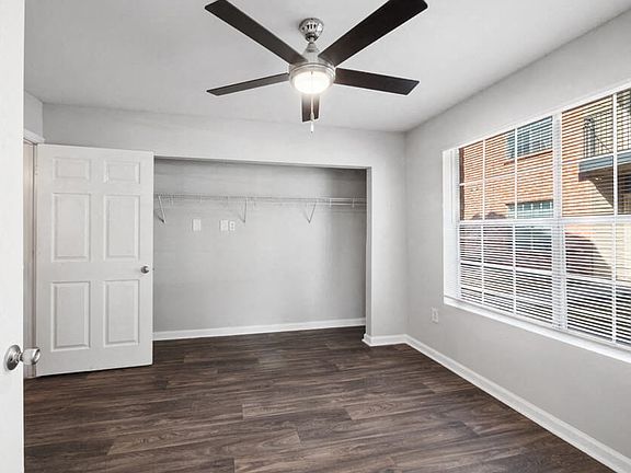 5th image of 5915 Uvalde Rd APT 405