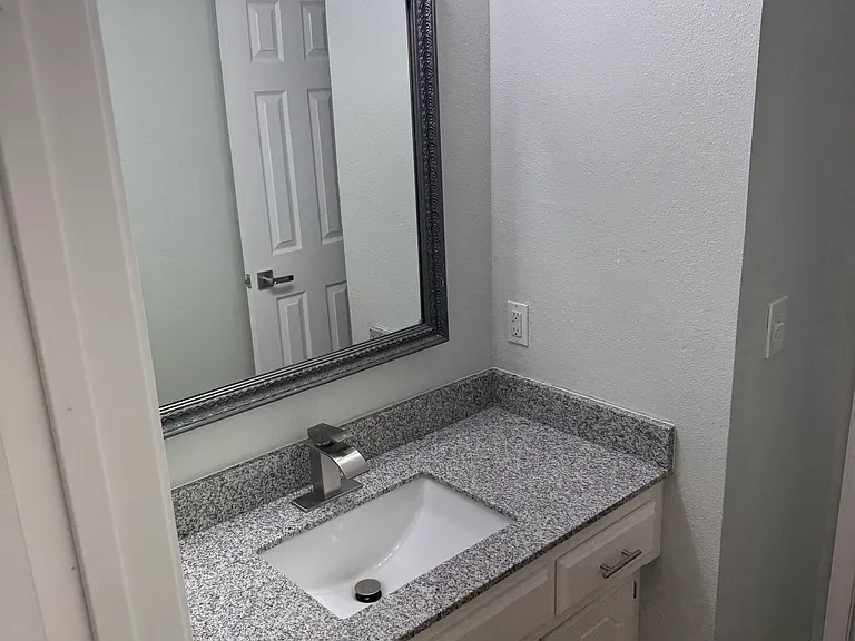 3616 NE 140th Terrace Ct — Photo 21