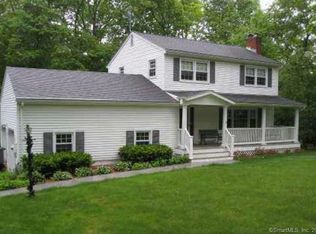 49 Stoneywood Dr, Niantic, CT 06357