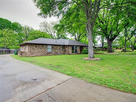 3rd image of 5469 Jefferson Dr