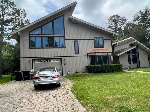 67 S Lisa Dr, Egg Harbor City, NJ 08215