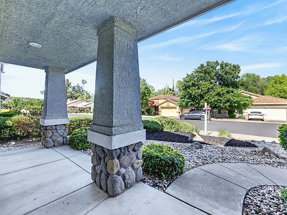 4th image of 4040 Monte Verde Dr