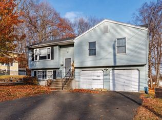 108 Wayland Ave, Waterbury, CT 06708