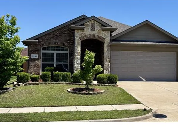 2047 Enchanted Rock Dr, Forney, TX 75126