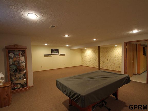 2nd image of 5011 Lakeside Dr