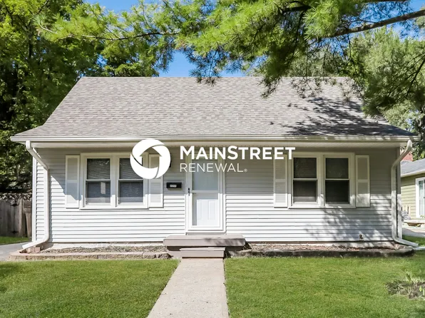 7712 Oak St, Kansas City, MO 64114