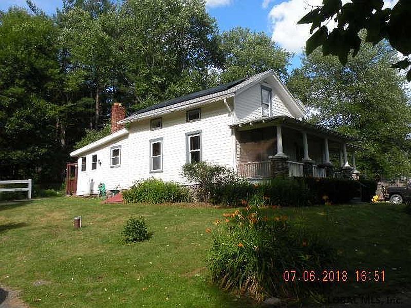 3rd image of 12 Crowley Way