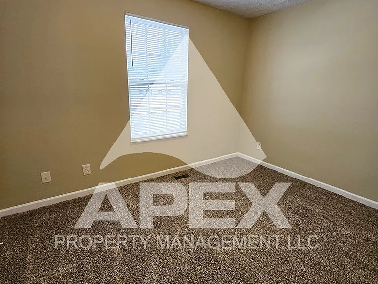 1827 Sweet View Way — Photo 15
