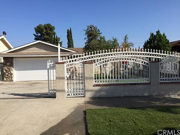 2nd image of 13620 Kagel Canyon St