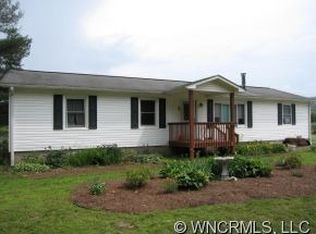 1271 Hart Rd, Pisgah Forest, NC 28768