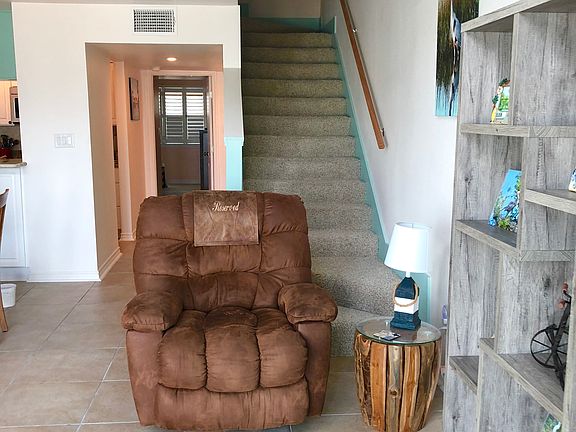 4th image of 103 Nassau Dr