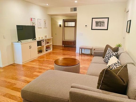 2nd image of 702 Park Ave APT 201