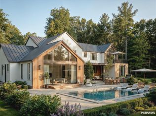 44 Pine Ter, Demarest, NJ 07627
