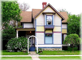 1803 Charles St, La Crosse, WI 54603