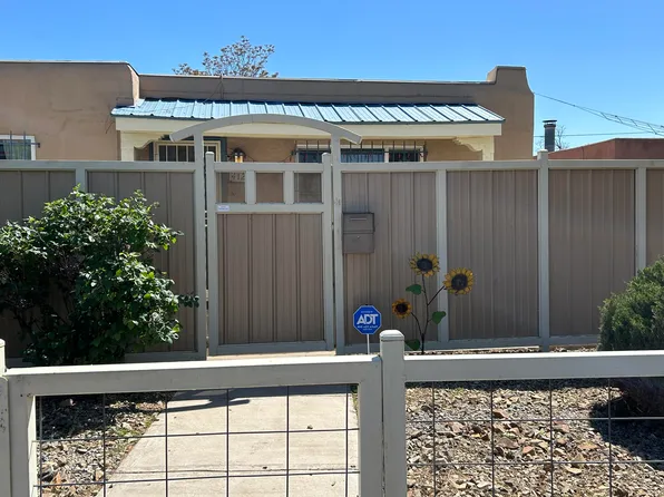 412 Griegos Rd NW, Albuquerque, NM 87107
