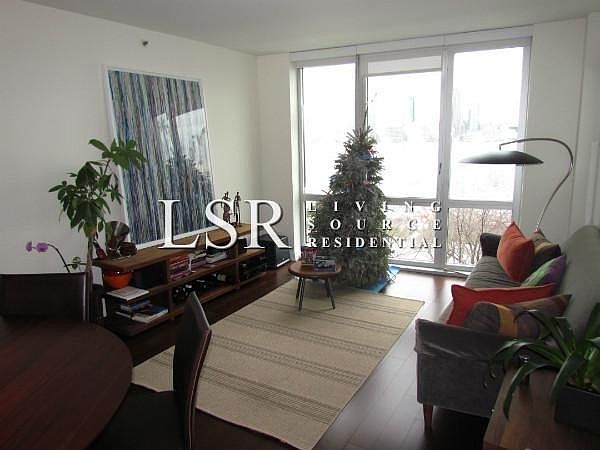 1st image of 33 Gold St APT 601