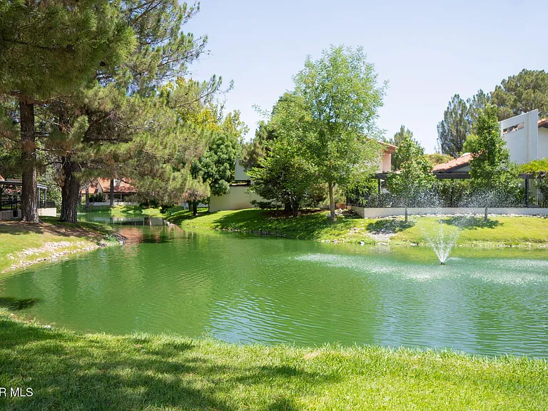 5205 Valley Spring Way — Photo 19
