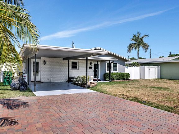 2nd image of 833 NW 10th Avenue