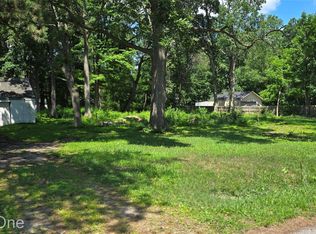 21246 8 1/2 Mile Rd, Southfield, MI 48075