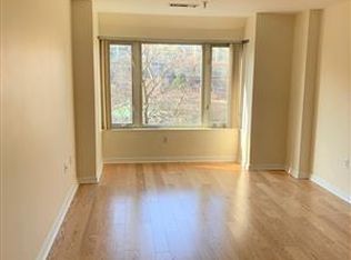 10 Canal Park #202, Cambridge, MA 02141