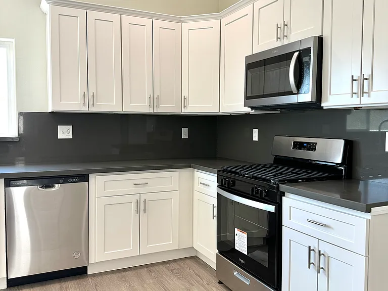 9811 Krista Vineyard Way #B — Photo 4